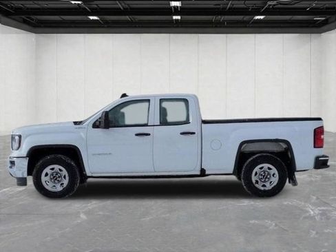 Used 2017 GMC Sierra 1500 4x4 Double Cab w/ Sierra Convenience Package image 2