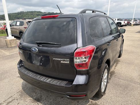 Used 2014 Subaru Forester 2.5i Premium w/ Popular Package #2 AWD/4WD image 5