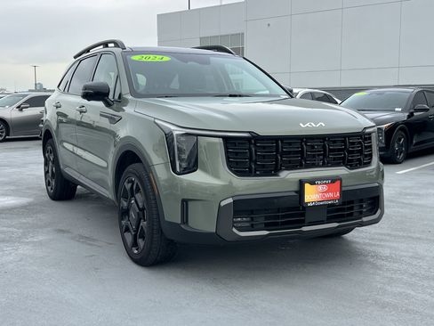 Certified 2024 Kia Sorento SX image 8