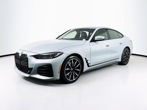 Used 2022 BMW 430i Gran Coupe w/ M Sport Package image 3