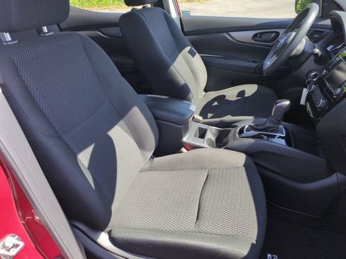 Used 2021 Nissan Rogue Sport S FWD image 31