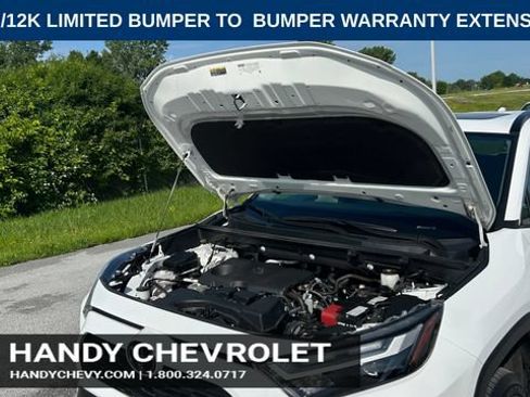 Used 2025 Toyota RAV4 XLE AWD/4WD image 37