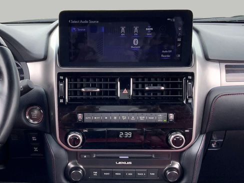 Used 2023 Lexus GX 460 Premium w/ Premium Plus Package AWD/4WD image 7