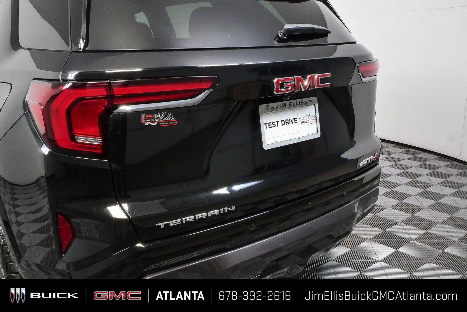 New 2027 GMC Terrain AT4 w/ Convenience Package III AWD/4WD image 35