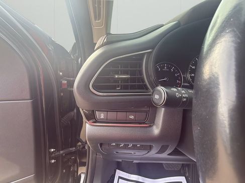 Used 2023 MAZDA CX-30 AWD 2.5 S w/ Premium Package image 18