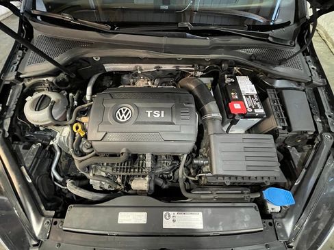 Used 2017 Volkswagen GTI Autobahn image 30
