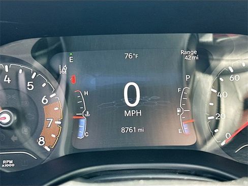 Certified 2023 Jeep Compass Limited w/ Sun and Sound Group image 12