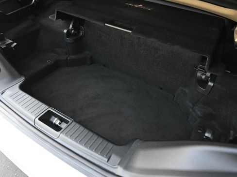 Used 2013 Mercedes-Benz SL 550 image 27