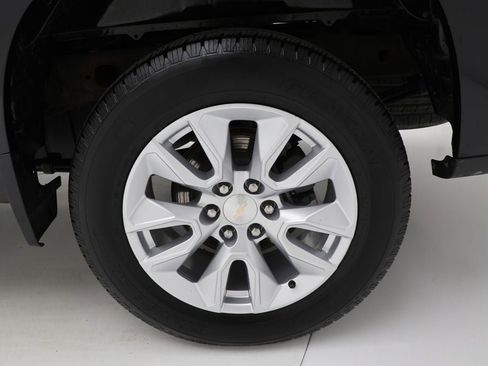 Used 2024 Chevrolet Silverado 1500 Custom image 14