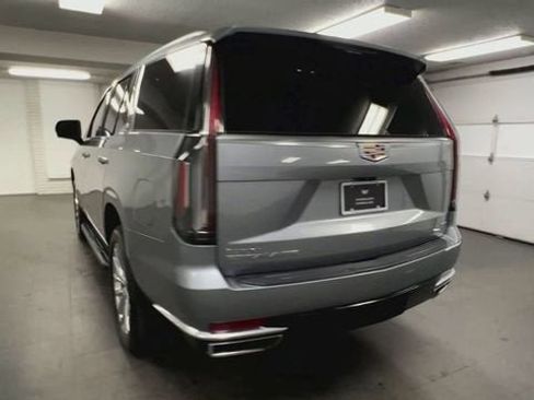 Certified 2023 Cadillac Escalade Premium Luxury AWD/4WD image 7