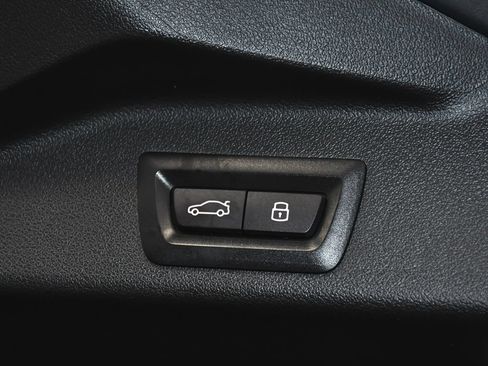 Used 2025 BMW X5 M Competition w/ Executive Package AWD/4WD image 72