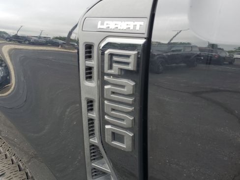 Certified 2024 Ford F250 Lariat w/ Lariat Ultimate Package AWD/4WD image 33