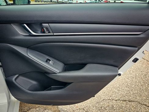Used 2019 Honda Accord Sport image 36