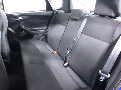 Used 2018 Ford Focus SE FWD image 27
