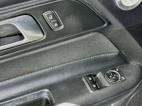 Used 2022 Ford Mustang GT w/ Black Accent Package RWD image 18