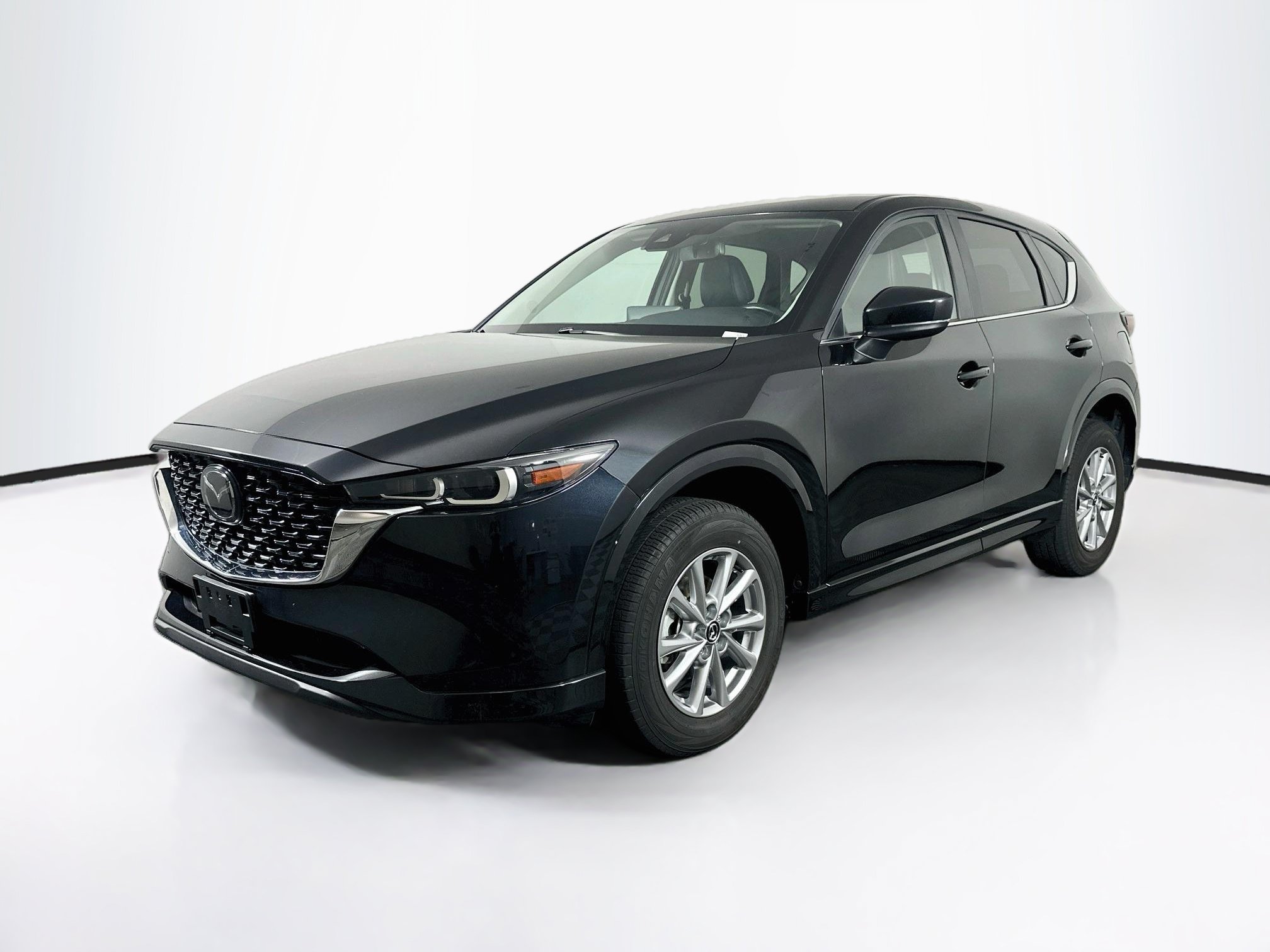 Used 2025 MAZDA CX-5 AWD 2.5 S w/ Preferred Package image 3