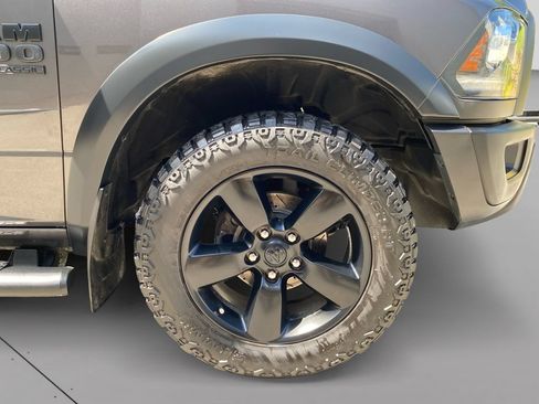 Used 2019 RAM 1500 Warlock w/ Electronics Group AWD/4WD image 9
