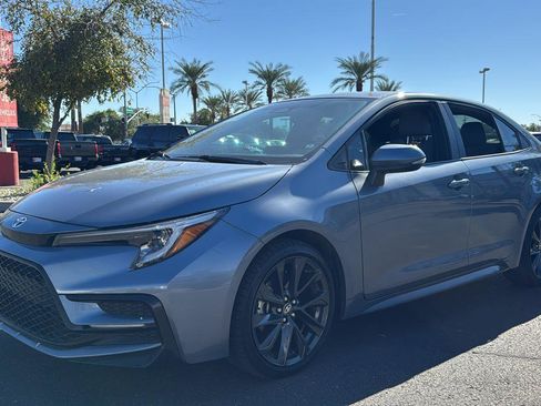 Certified 2024 Toyota Corolla SE image 3