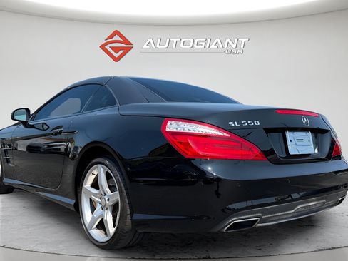 Used 2014 Mercedes-Benz SL 550 image 10