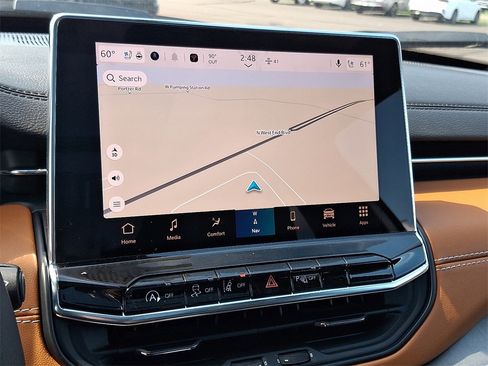 New 2025 Jeep Compass Limited w/ Elite Group image 12