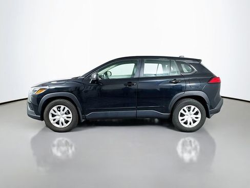 Certified 2024 Toyota Corolla Cross L AWD/4WD image 3