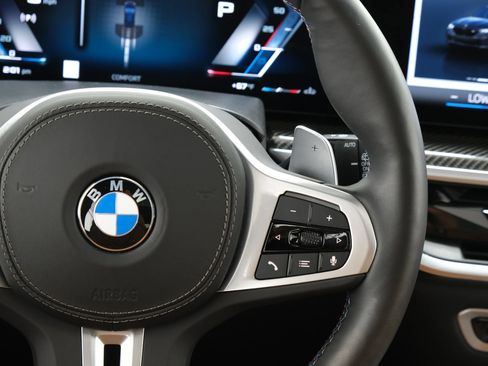 Used 2026 BMW X5 M60i AWD/4WD image 14