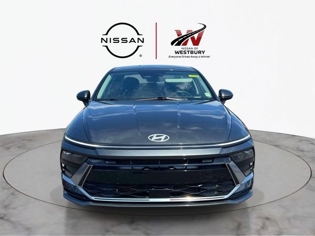 Used 2024 Hyundai Sonata SEL FWD image 2