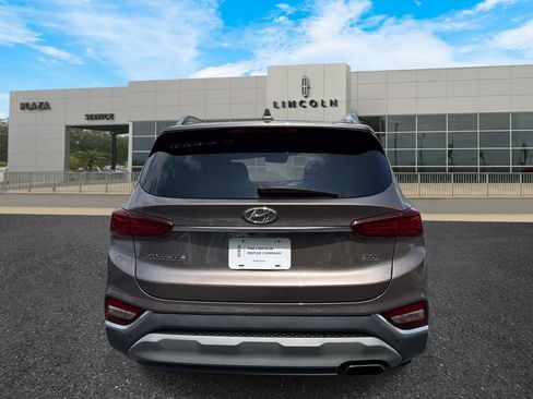 Used 2020 Hyundai Santa Fe SEL FWD image 4