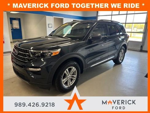 Used 2023 Ford Explorer XLT w/ Equipment Group 202A AWD/4WD image 1