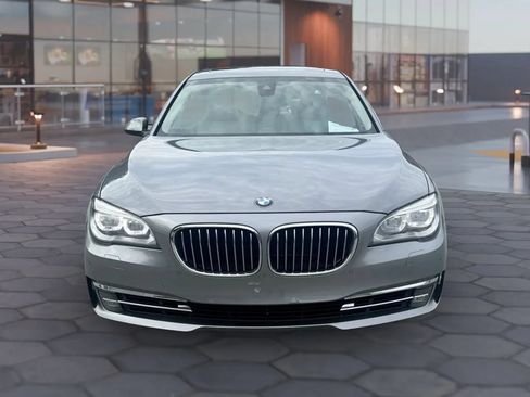Used 2013 BMW 750Li RWD image 18