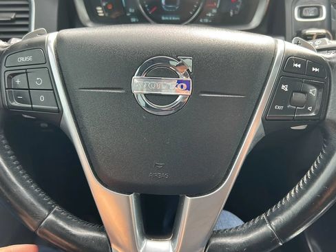 Used 2015 Volvo XC60 T6 Premier Plus AWD/4WD image 21