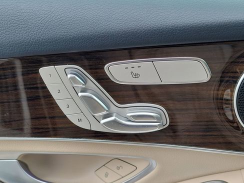 Certified 2022 Mercedes-Benz GLC 300 image 26