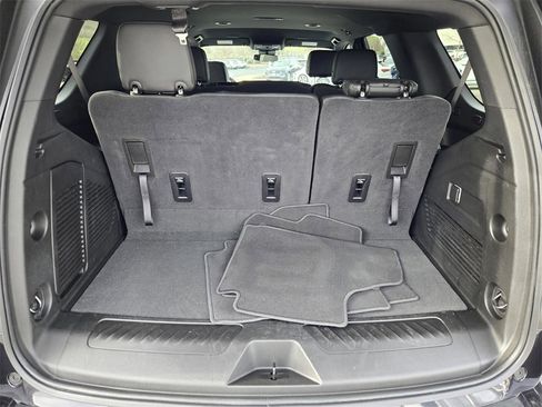 Used 2025 Chevrolet Tahoe LT image 27