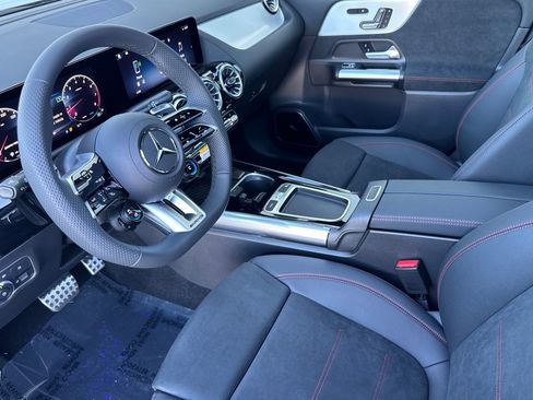 New 2026 Mercedes-Benz GLA 35 AMG 4MATIC image 4