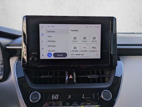 Used 2023 Toyota Corolla LE image 14