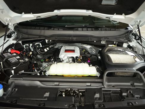 Used 2025 Ford F150 Raptor w/ Equipment Group 803A Raptor R image 31