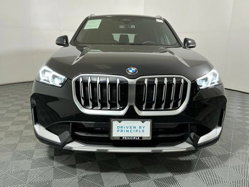 Certified 2025 BMW X1 xDrive28i w/ Convenience Package AWD/4WD image 3