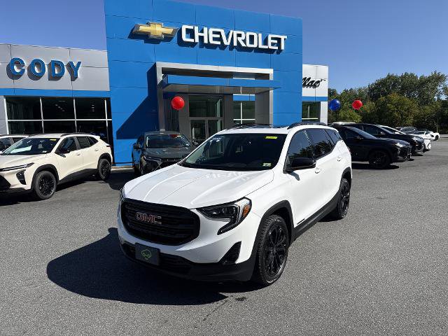 Certified 2021 GMC Terrain SLT w/ Infotainment Package II AWD/4WD image 1