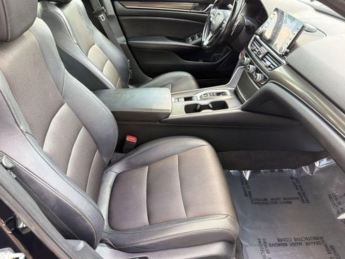 Used 2020 Honda Accord Sport image 29