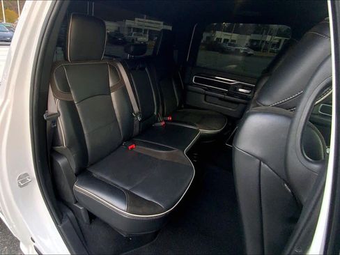 Used 2020 RAM 2500 Laramie w/ Night Edition image 19