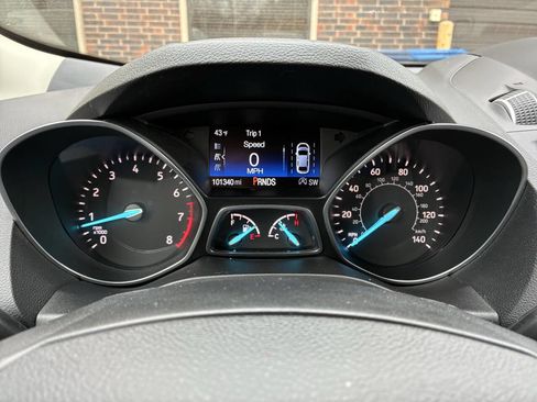 Used 2018 Ford Escape SEL w/ Ford Safe & Smart Package image 17