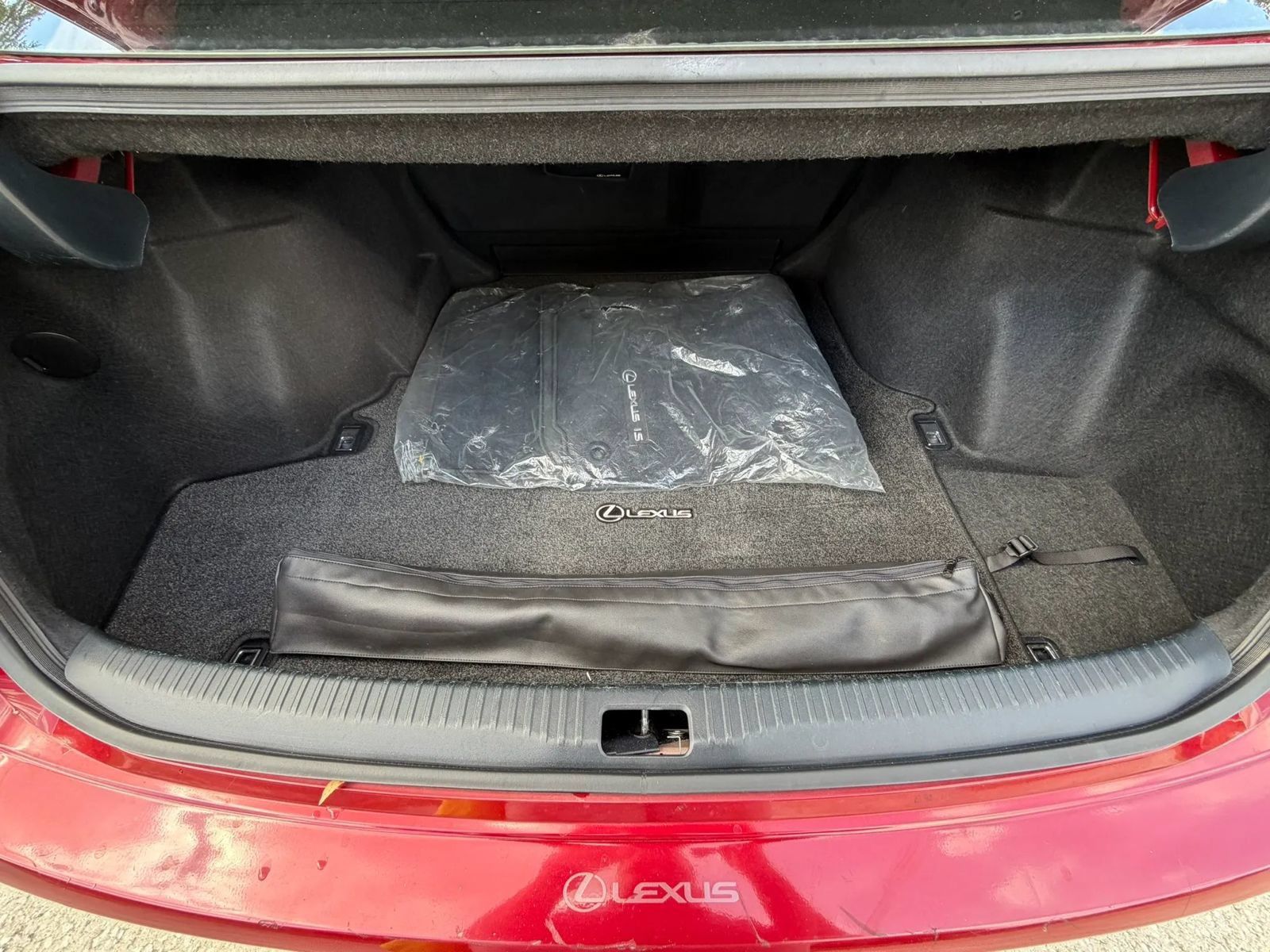 Used 2014 Lexus IS 250 w/ F-Sport Package RWD image 12