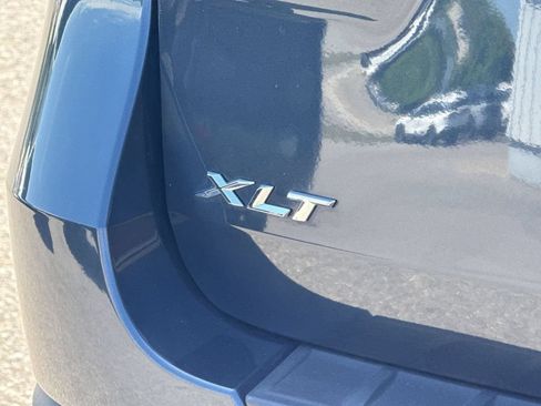 Used 2023 Ford Explorer XLT w/ Equipment Group 202A AWD/4WD image 10