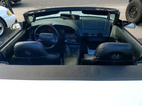 Used 1994 Chevrolet Corvette Convertible RWD image 20