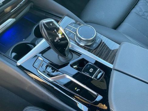 Certified 2023 BMW 530i xDrive w/ Premium Package image 23