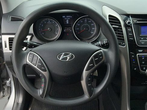 Used 2015 Hyundai Elantra GT FWD image 24