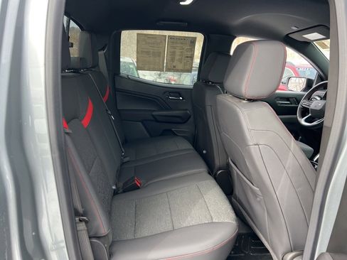 Used 2024 Chevrolet Colorado Z71 w/ Z71 Convenience Package 2 image 25