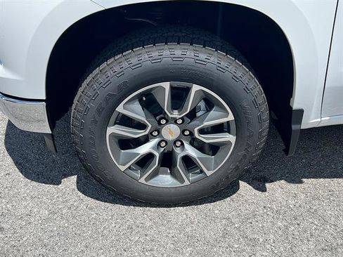 New 2026 Chevrolet Silverado 1500 LT AWD/4WD image 9