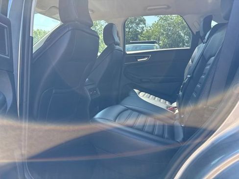 Certified 2024 Ford Edge SEL AWD/4WD image 12