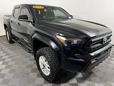 Used 2024 Toyota Tacoma SR5 AWD/4WD image 3
